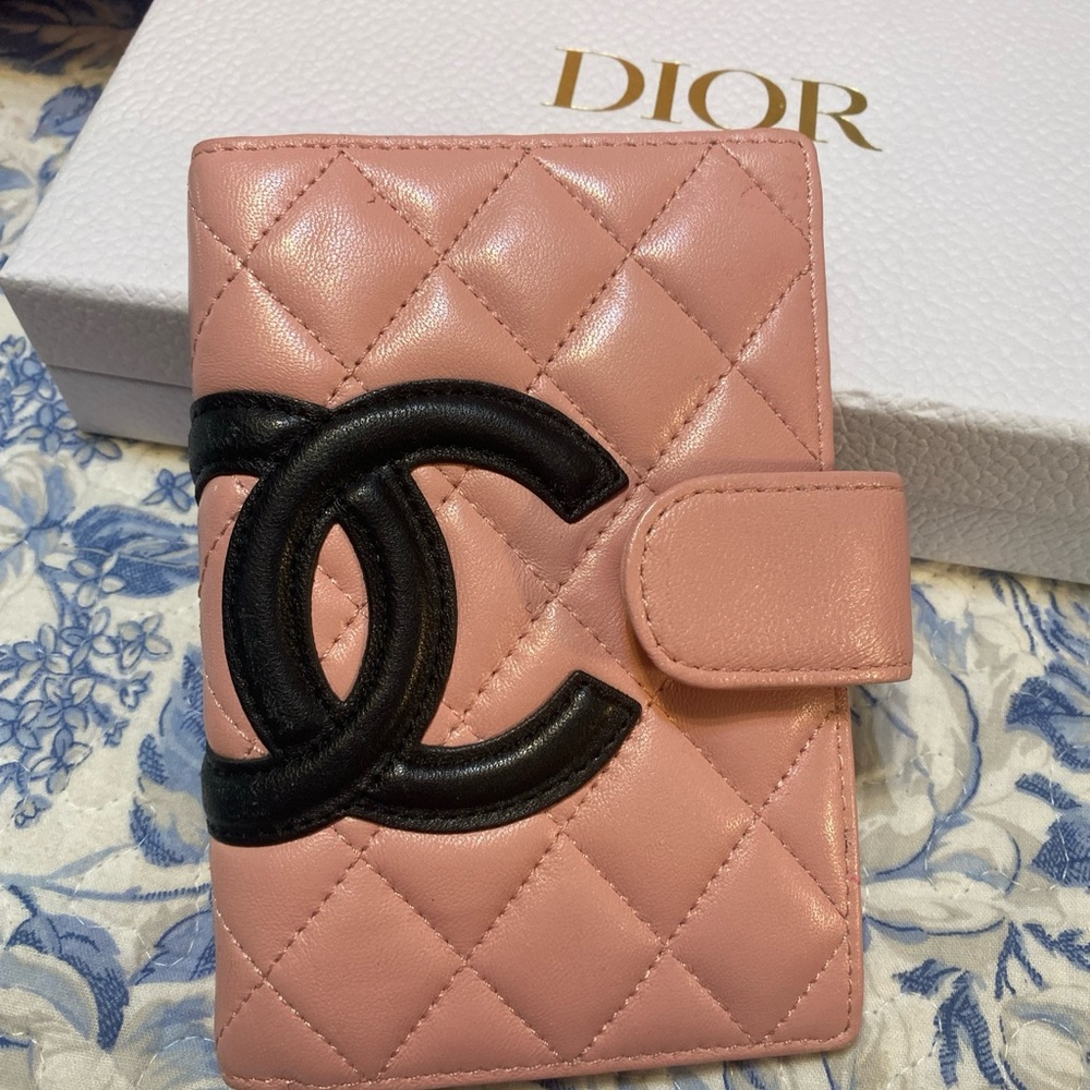Authentic vintage CHANEL pink black Cambon planner agenda wallet